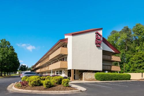 Durham Hotel | Convenient Stay at Red Roof Inn Durham - Triangle Park