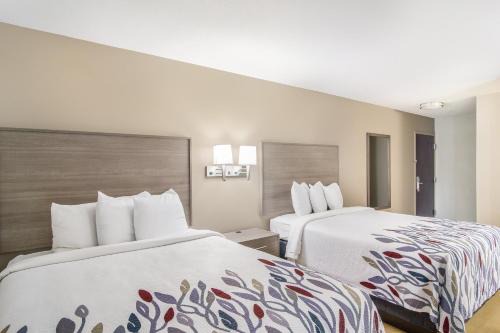 Darien Hotel | Explore Red Roof Inn I-95 North Brunswick Darien Today!