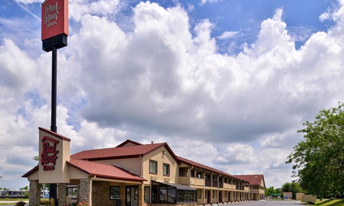 Greenwood Hotel | Discover Comfort at Red Roof Inn Indianapolis - Greenwood