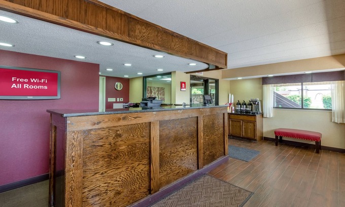 Kalamazoo Hotel | Budget-Friendly Stay at Red Roof Inn Kalamazoo East