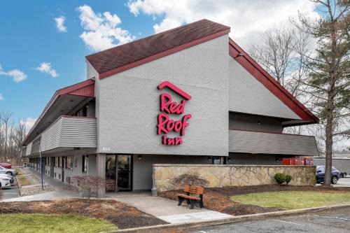 Parsippany Hotel | Pet-Friendly Stay at Red Roof Inn Parsippany for Families