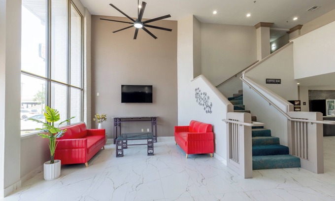 Pharr Hotel | Convenient Red Roof Inn Pharr - McAllen with Pool & Spa