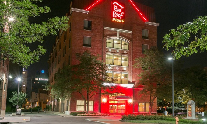 Downtown Columbus Hotel | Convenient Stay at Red Roof Inn PLUS+ Columbus Downtown