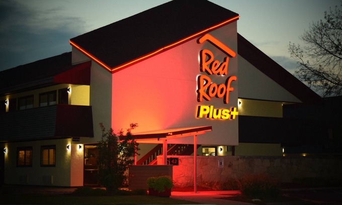 Amherst Hotel | Discover Red Roof Inn PLUS+ Buffalo: Rated 9.6 with Spa & Dining
