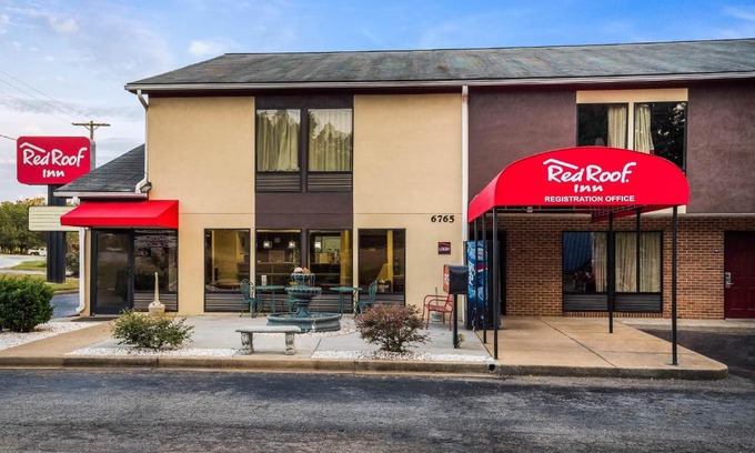 Arcadia Hotel | Convenient Stay at Red Roof Inn Spartanburg - I-26