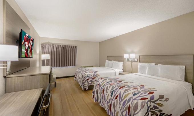 Middletown Hotel | Convenient Stays at Red Roof Inn & Suites Newport, RI