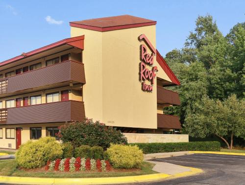 Montpelier Hotel | Budget-Friendly Red Roof Inn in Washington DC - Laurel