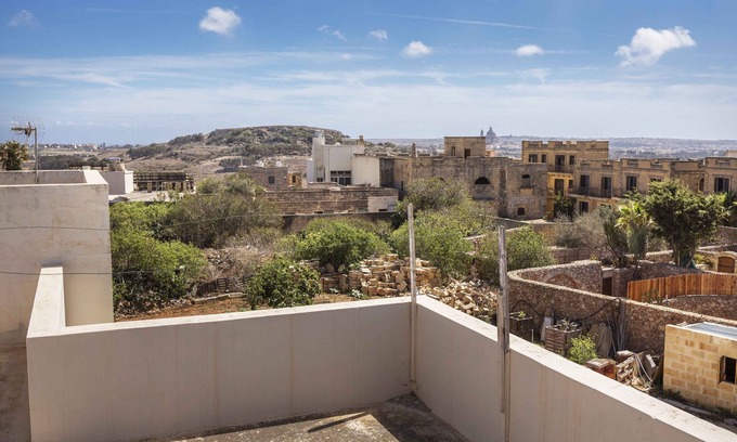 Ggantija Apartment | Discover Red Sands Apartment - Your Gozo Escape Awaits!