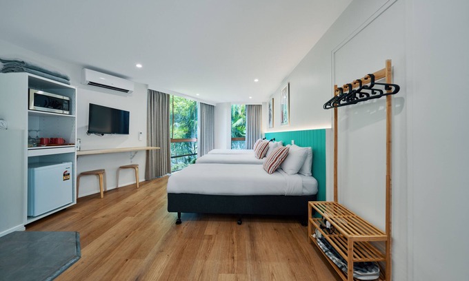 Palm Beach Hotel | Experience Red Star Hotels Palm Beach: Eco-Friendly Oasis