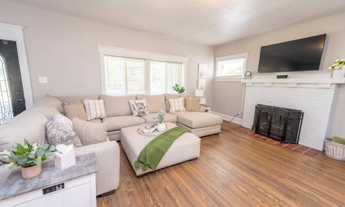Michigan City House | Red Zen: Pet-Friendly Oasis with Hot Tub & Scenic Views
