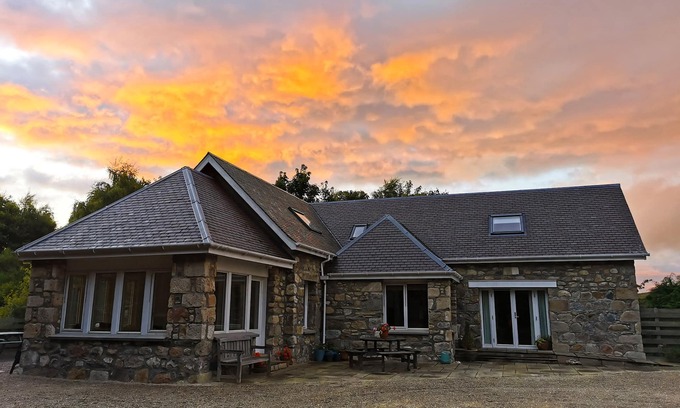Nairn Cottage | Pet-Friendly Redburn Steading: Relaxing Country Escape