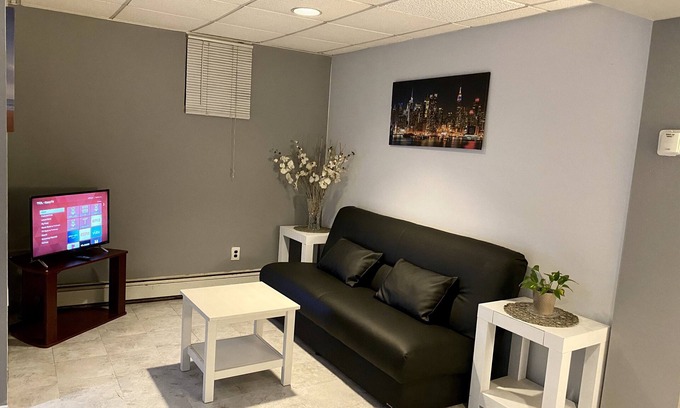 Floral Park Apartment | RedChillies🌶 Accessible One Bedroom Apartment with Kitchen