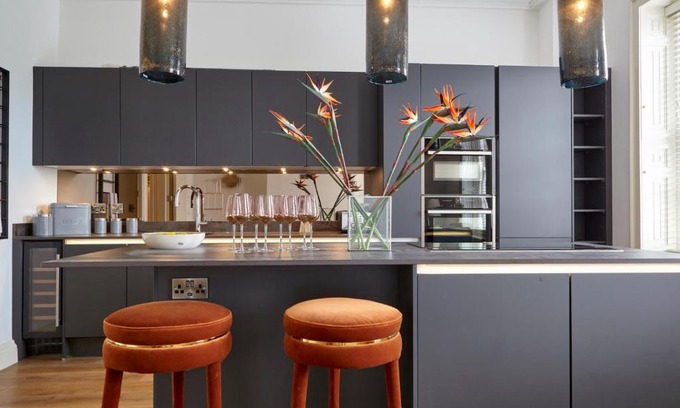 Redcliffe Apartment | Inviting Redcliffe Parade No11 - Family-Friendly Retreat