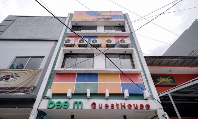 Turangga Hotel | Budget-Friendly Stay at RedDoorz Buah Batu 5 for Families