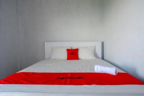 Tallunglipu House | Family-Approved Stay at RedDoorz Rantepao Toraja Utara