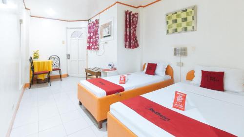 Iloilo City Proper Hotel | Budget-Friendly Eros Travellers Pensione for Families