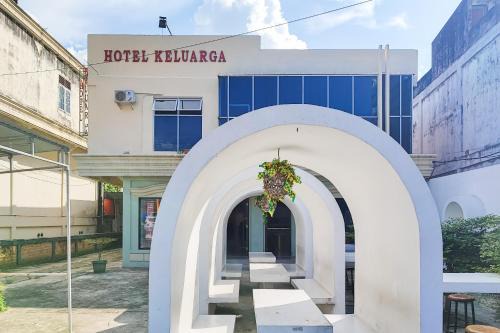 Bangko Hotel | Family-Friendly Stay at RedDoorz @ Hotel Keluarga Bangko