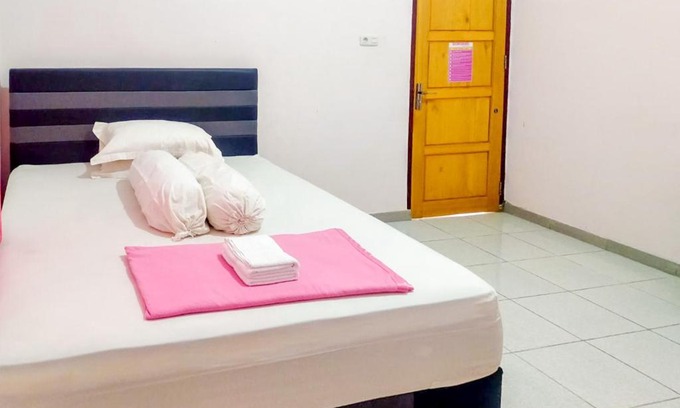 Poso Hotel | Kid-Friendly Stay at RedDoorz @ Makarios Hotel Poso