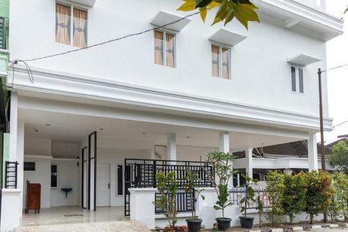 Medan House | Budget-Friendly Stay at Reddoorz @ Medan Johor with Breakfast