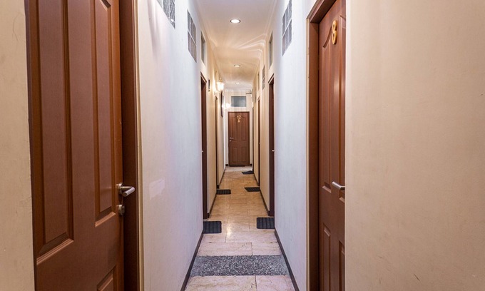 Astana Anyar House | Budget-Friendly RedDoorz Near Alun Alun Bandung