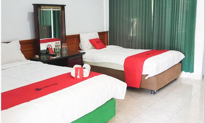 Bojonegoro Hotel | Family-Friendly RedDoorz by Bojonegoro Train Station
