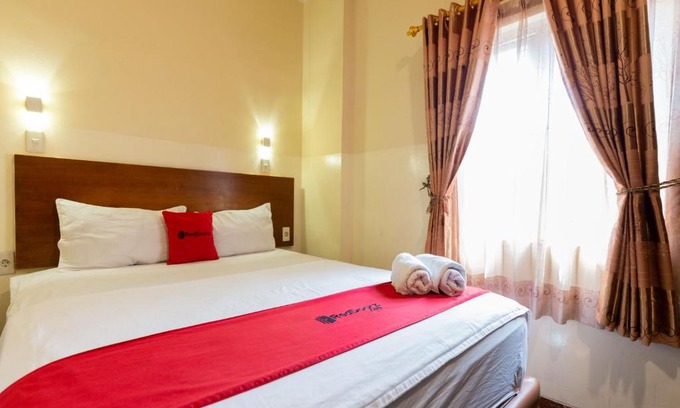Cawang House | Budget-Friendly RedDoorz Near Halim Perdanakusuma