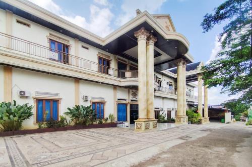 Jambi House | Budget-Friendly Zahira Guesthouse with Family Amenities