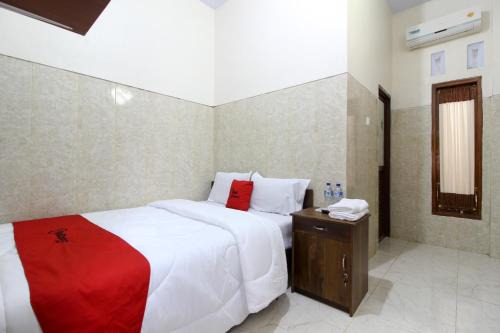 Pakem House | Budget-Friendly RedDoorz Near Museum Gunung Merapi