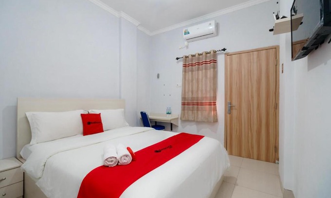 Pangandaran Hotel | Family-Friendly RedDoorz Near Pantai Barat Pangandaran
