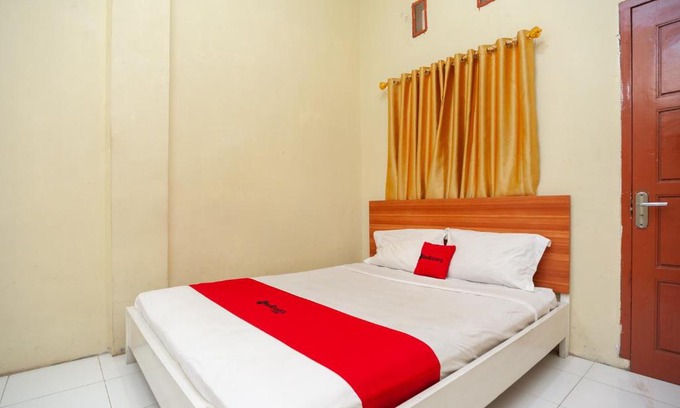 Gedongtataan Hotel | Budget-Friendly RedDoorz Near Universitas Muhammadiyah Pringsewu