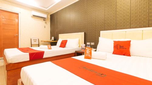 Cubao Hotel | Budget-Friendly RedDoorz Plus Winter Benitez Cubao