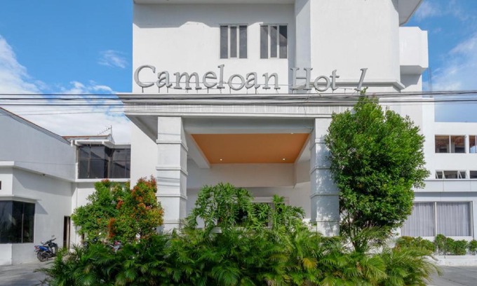 Palu Hotel | Family-Friendly Retreat at RedDoorz Plus @ Cameloan Hotel