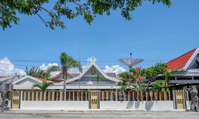 Palu House | Comfortable Stay at RedDoorz Plus Syariah Alam Raya Hotel