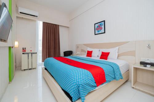 Bojonegoro Hotel | Ideal Stay at RedDoorz Premium @ Jalan Veteran Bojonegoro