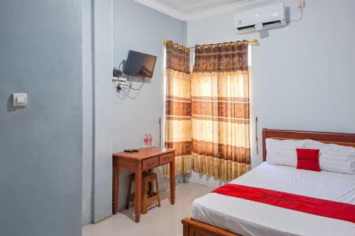 Kendal Hotel | Budget-Friendly Stay at OYO 91960 Fariza House Syariah