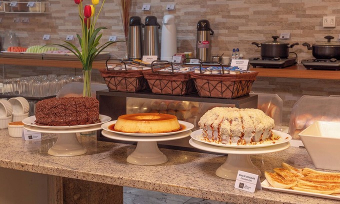 Jardim Atlantico Hotel | Comfortable Stay at Rede Andrade Pampulha with Spa & Breakfast