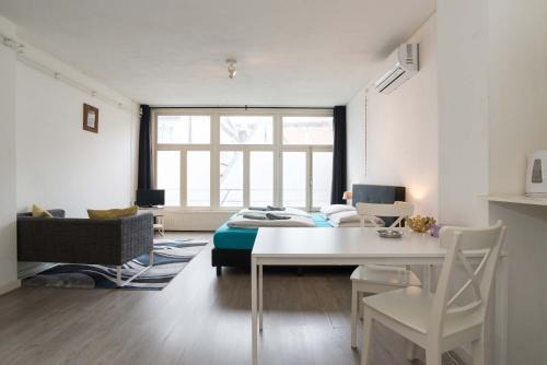 Red Light District Apartment | Private Smokers Friendly Studio in RedLight District