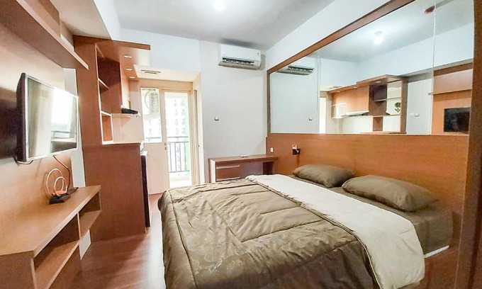 South Tangerang Hotel | Budget-Friendly RedLiving Apartemen Green Lake View Ciputat