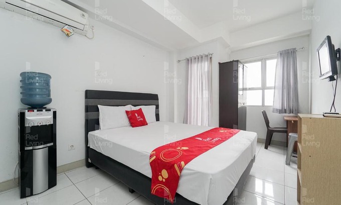 Cibaduyut Hotel | Family-Friendly Stay at RedLiving Apartemen Mekarwangi Square
