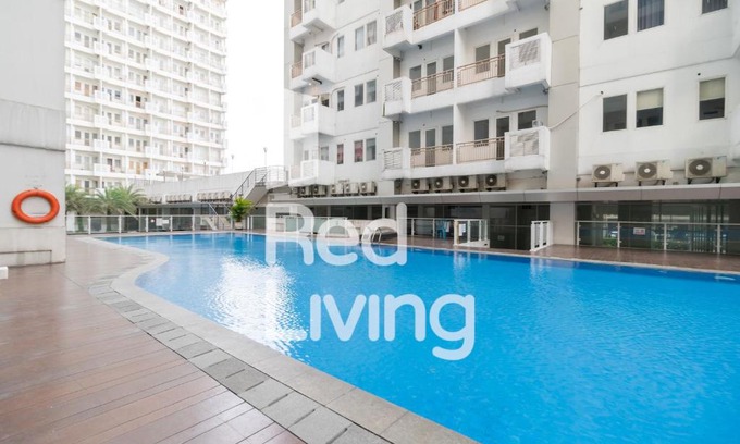 Citaringgul Hotel | Inviting RedLiving Apartemen Sentul Tower - Family-Friendly Oasis