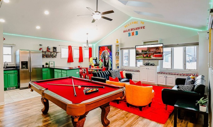 Wheat Ridge House | Experience Fun with Hottub, PS5 & Arcade at KushKations