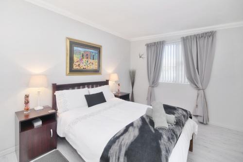 L'Agulhas Apartment | Cozy Redsky Self Catering with Ocean Views in Agulhas