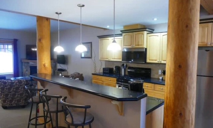 Rossland House | Redstone Chalets: Top-Rated Escape with Spa & Hot Tub
