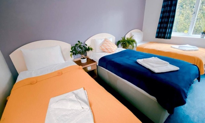 Astwick Hotel | Budget-Friendly Escape at Redwings Lodge Baldock