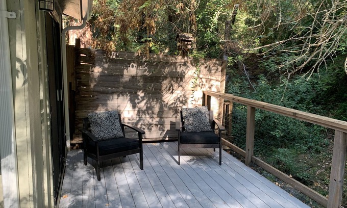Lagunitas Cottage | Top-Rated Redwood Cottage near Point Reyes with Kitchen