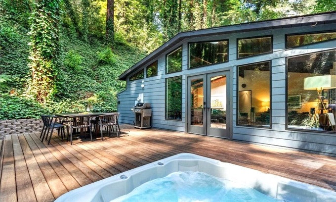 Monte Rio House | Redwood Hollow: 5-Star Retreat with Hot Tub and Spa