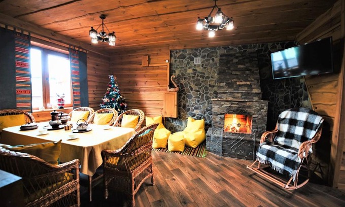 Vinnichki House | RedWoodHouse: 4-Star Stay with Pool & Hot Tub Amenities