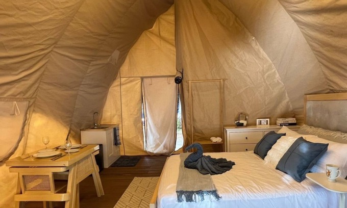 Kaputian Boat Rental | Reef Resort Unit B5