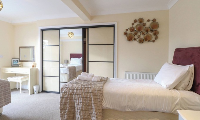 Horning Cottage | Reedlings