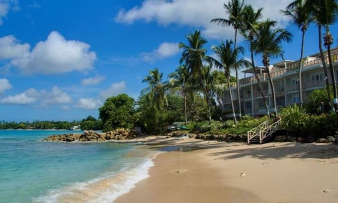 Reeds Bay Apartment | Elegant 3 Bedroom Penthouse with Ocean Views in Barbados